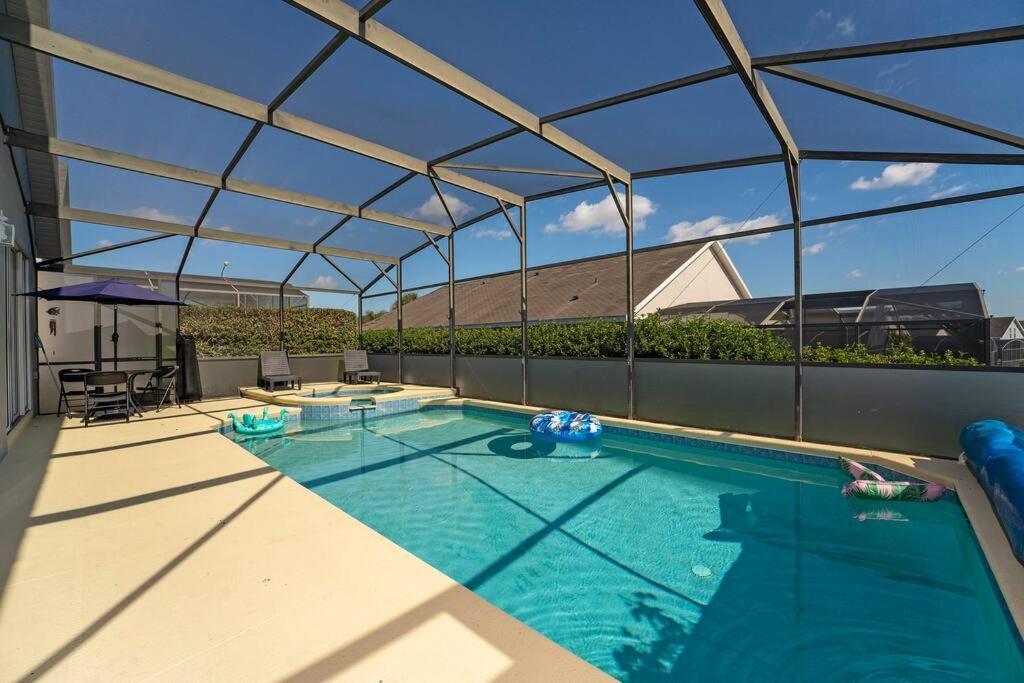 Poolside Orlando Oasis Villa Exterior photo