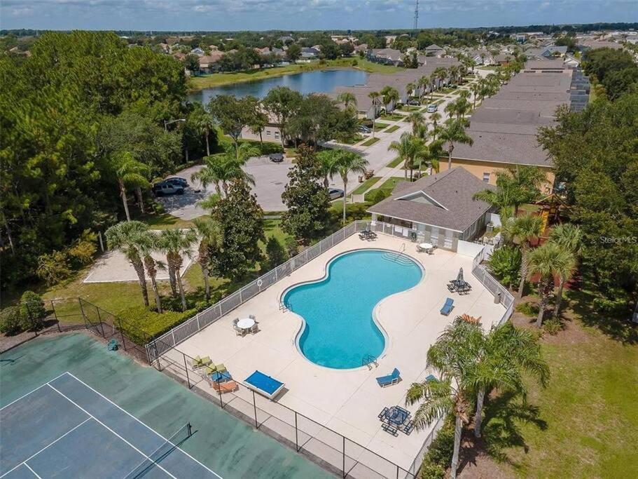 Poolside Orlando Oasis Villa Exterior photo